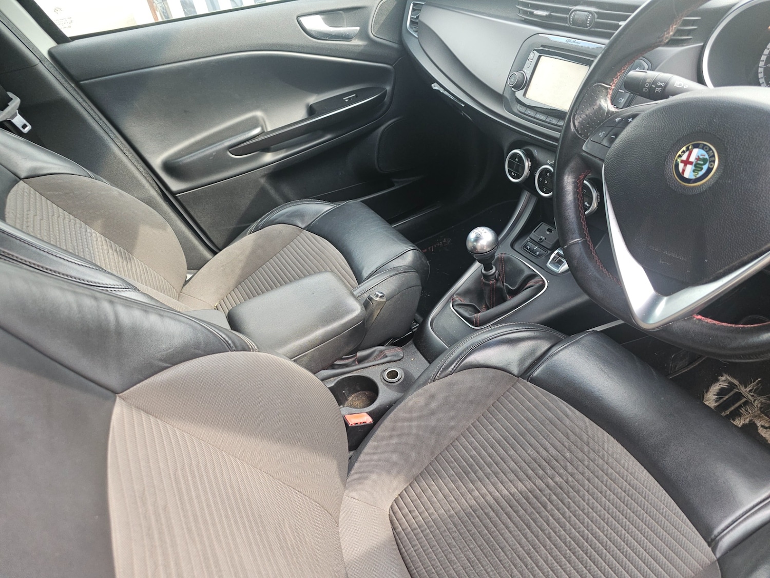 Used Alfa Romeo Giulietta 2014 for sale - 77983966: Photo 10