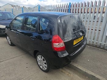 Used Honda Jazz 2004 for sale - 75491486: Photo