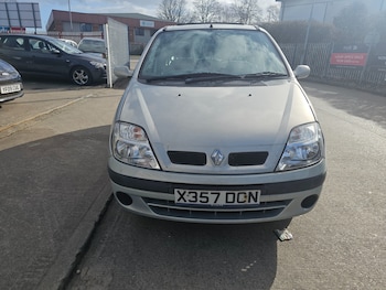 Used Renault Megane 2000 for sale - 77845072: Photo