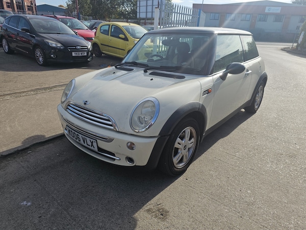 Used MINI Hatch 2006 for sale - 76252345: Photo 3