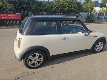 Used MINI Hatch 2006 for sale - 76252345: Photo 4