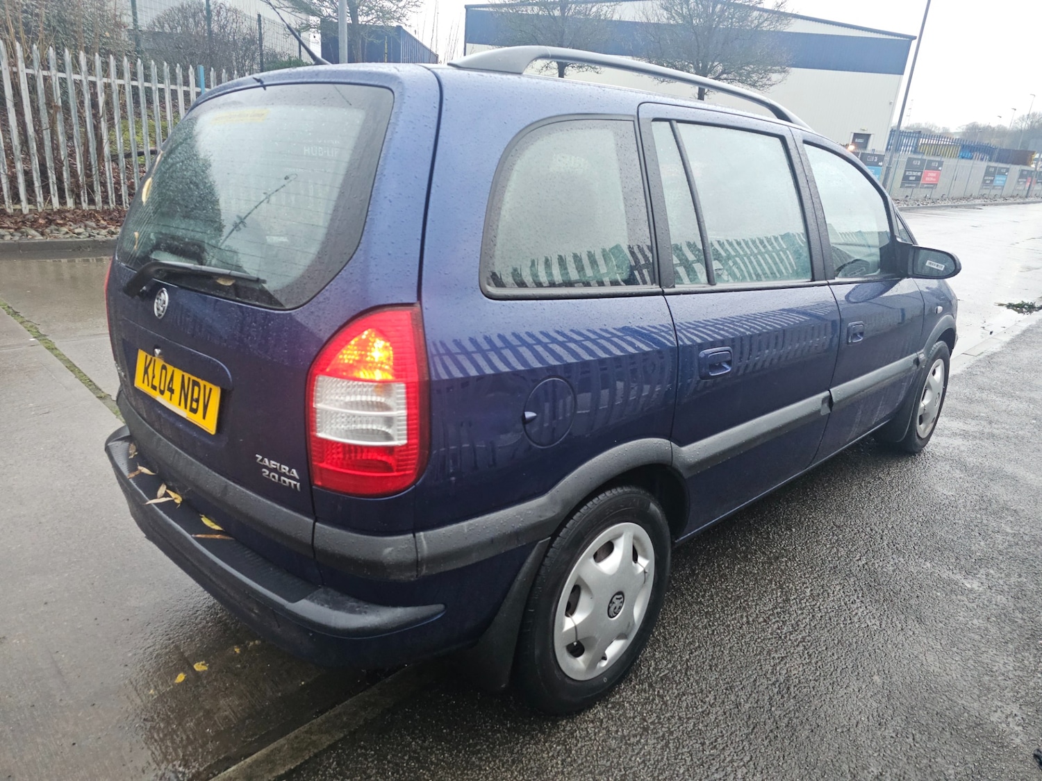 Used Vauxhall Zafira 2004 for sale - 76925326: Photo 4