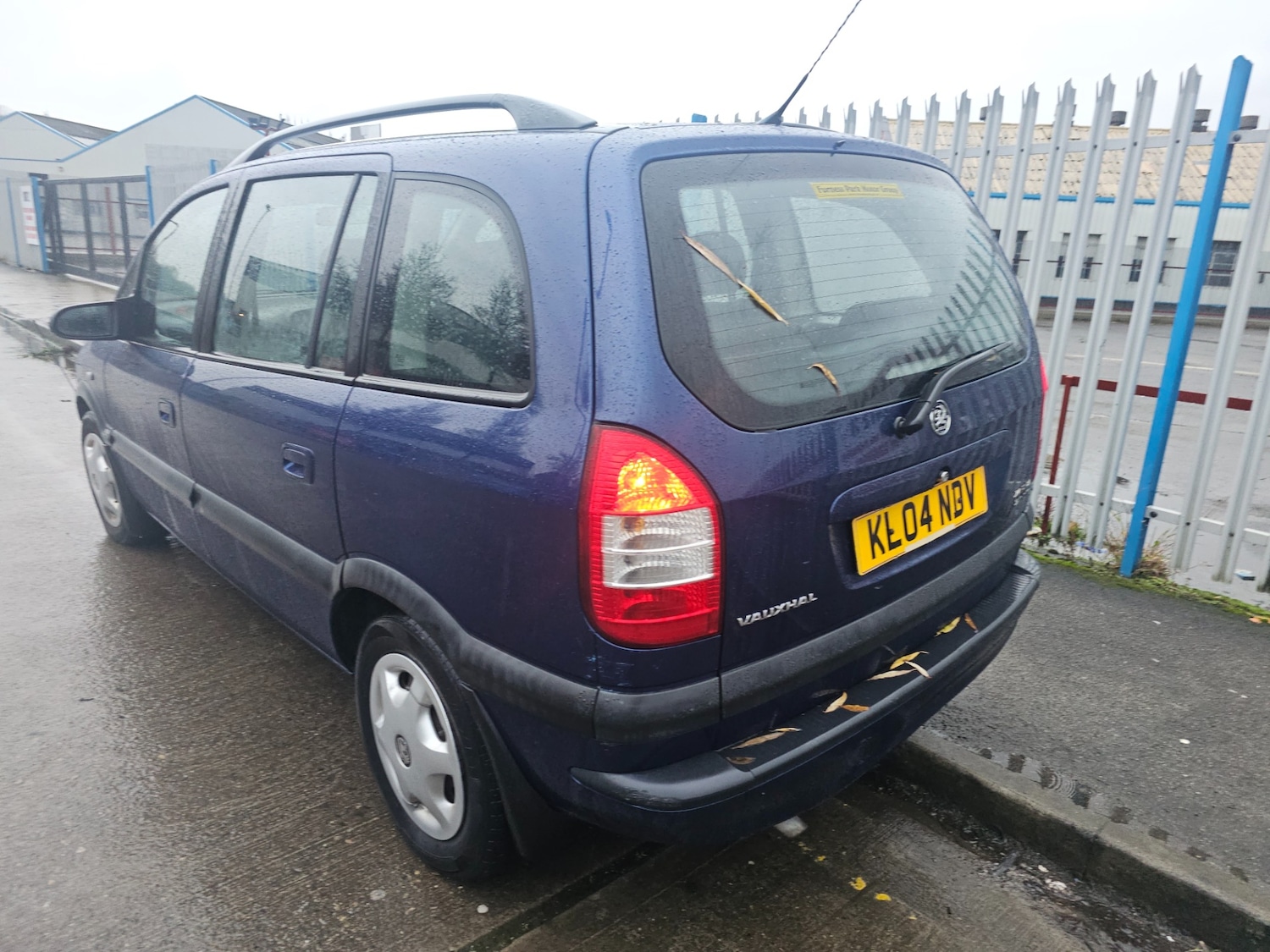 Used Vauxhall Zafira 2004 for sale - 76925326: Photo 6
