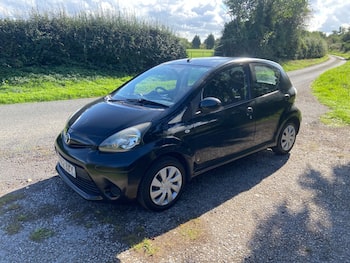Used Toyota AYGO 2012 for sale - 79855036: Photo