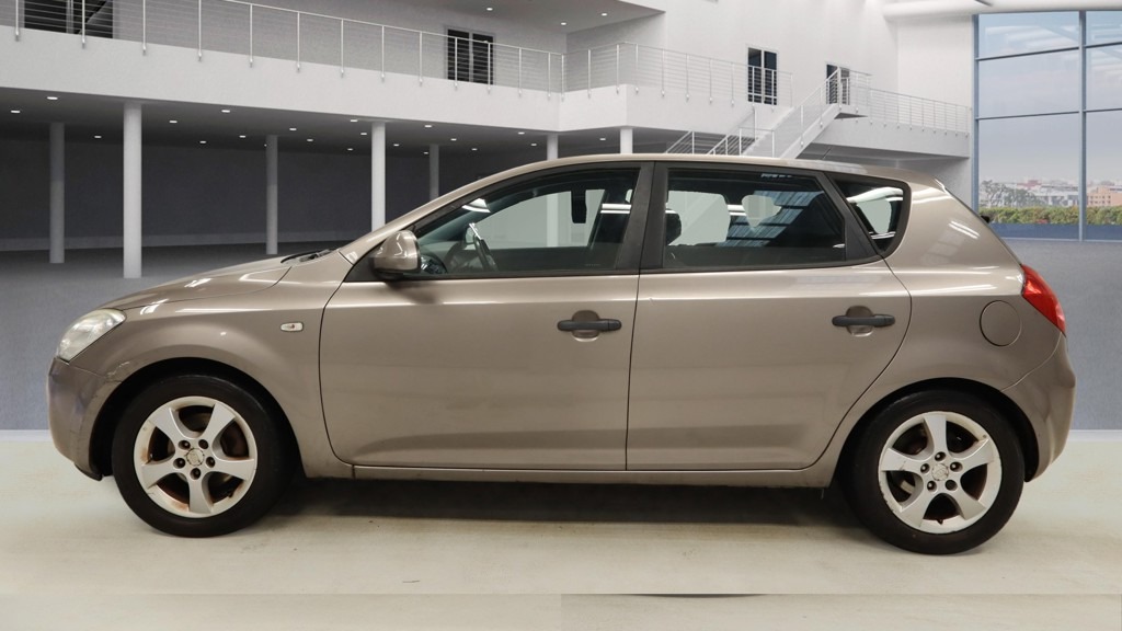 Used Kia Ceed 2009 for sale - 77736246: Photo 6