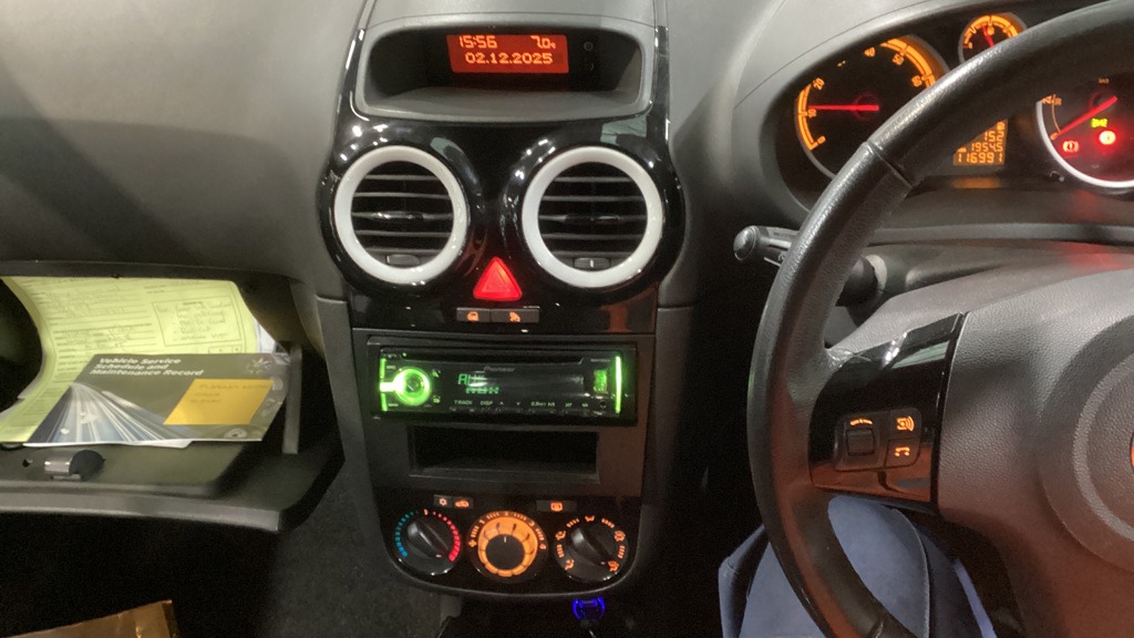 Used Vauxhall Corsa 2013 for sale - 76885077: Photo 11