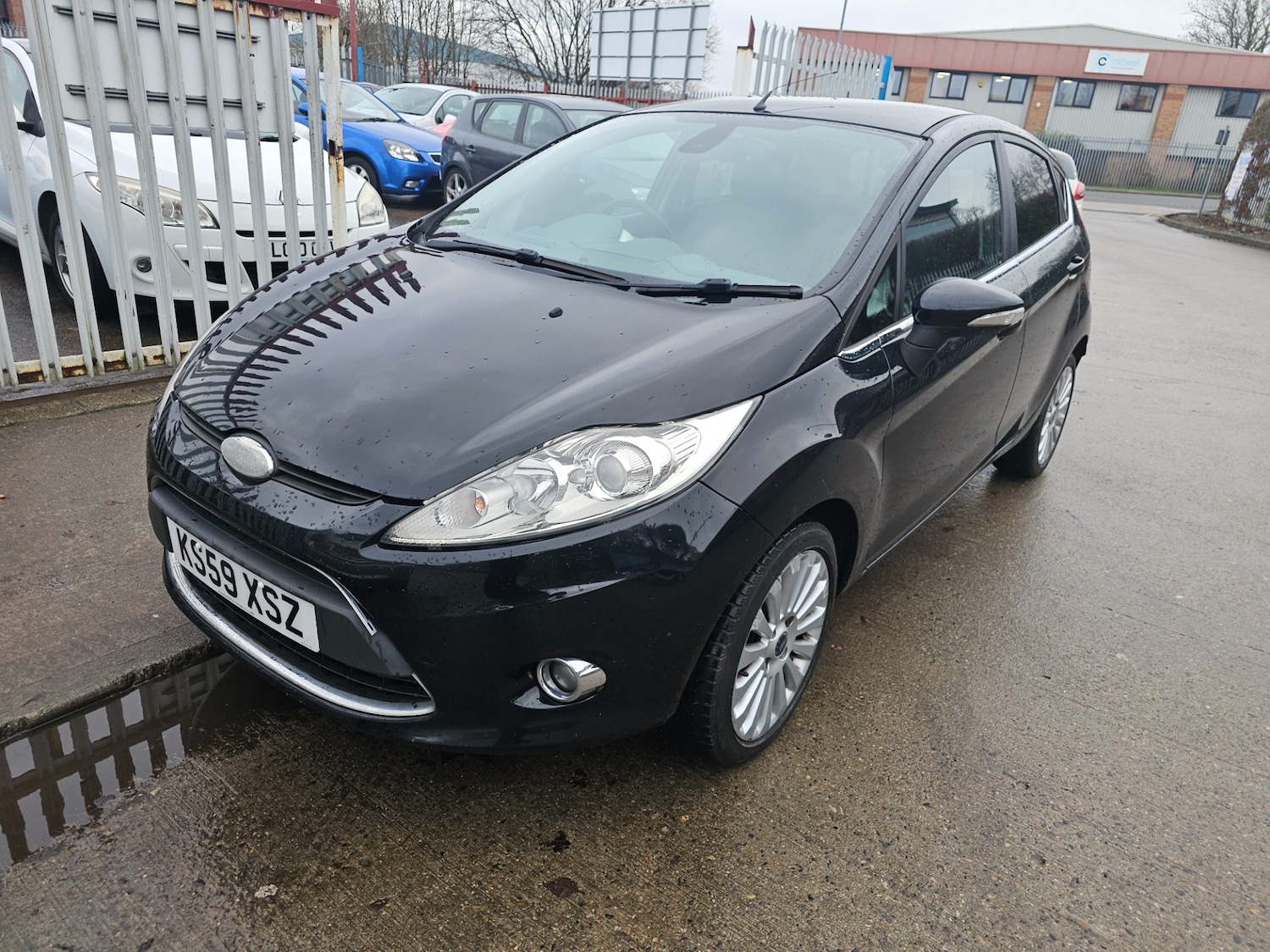 Used Ford Fiesta 2010 for sale - 77500193: Photo 3