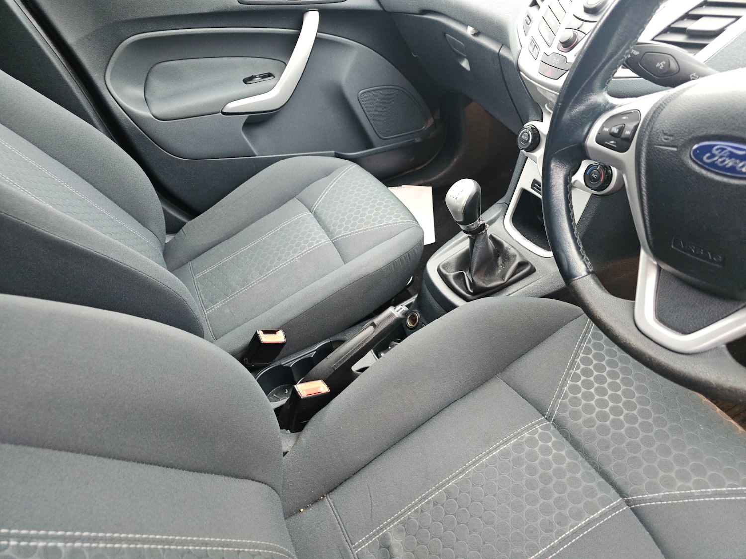 Used Ford Fiesta 2010 for sale - 77500193: Photo 9