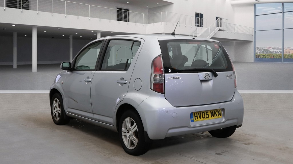 Used Daihatsu Sirion 2005 for sale - 77204989: Photo 5