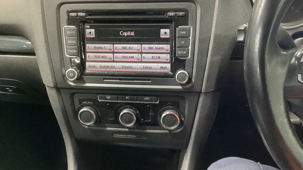 Used Volkswagen Golf 2012 for sale - 76752001: Photo 11