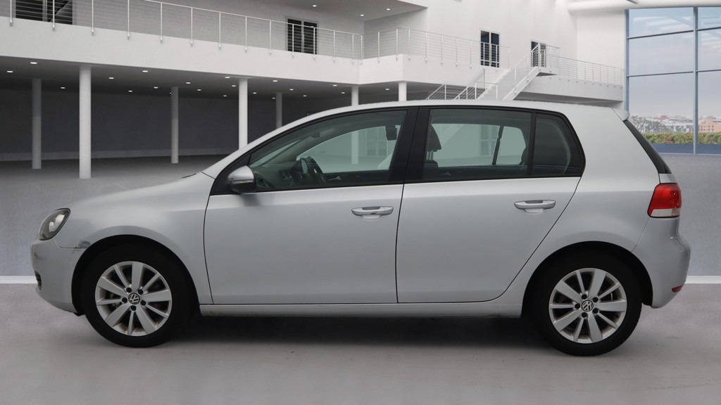 Used Volkswagen Golf 2012 for sale - 76752001: Photo 6