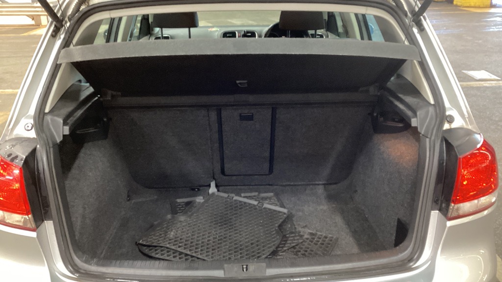 Used Volkswagen Golf 2012 for sale - 76752001: Photo 9