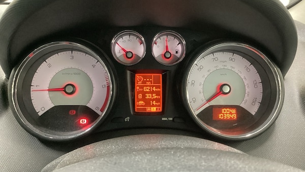 Used Peugeot 308 2010 for sale - 76096927: Photo 10