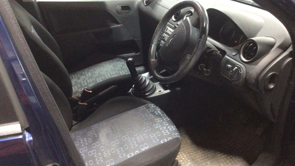 Used Ford Fiesta 2005 for sale - 76752005: Photo 7