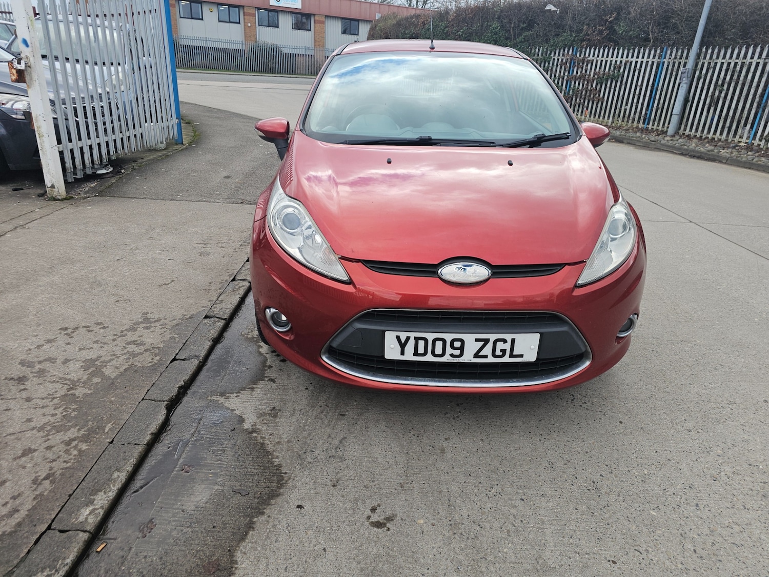 Used Ford Fiesta 2009 for sale - 77644079: Photo 2