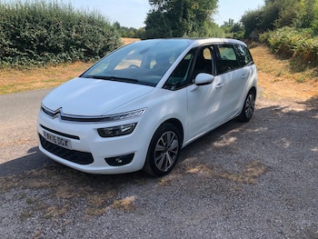 Used Citroen Grand C4 Picasso 2016 for sale - 79494696: Photo