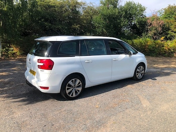 Used Citroen Grand C4 Picasso 2016 for sale - 79494696: Photo