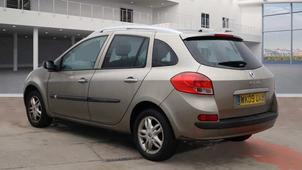Used Renault Clio 2009 for sale - 77277650: Photo 5