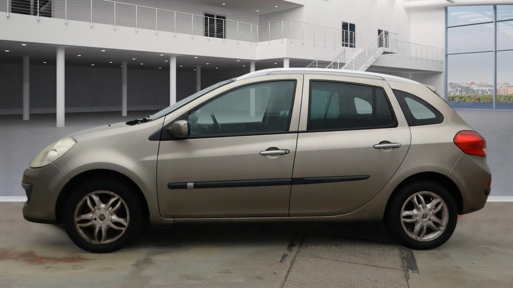 Used Renault Clio 2009 for sale - 77277650: Photo 6