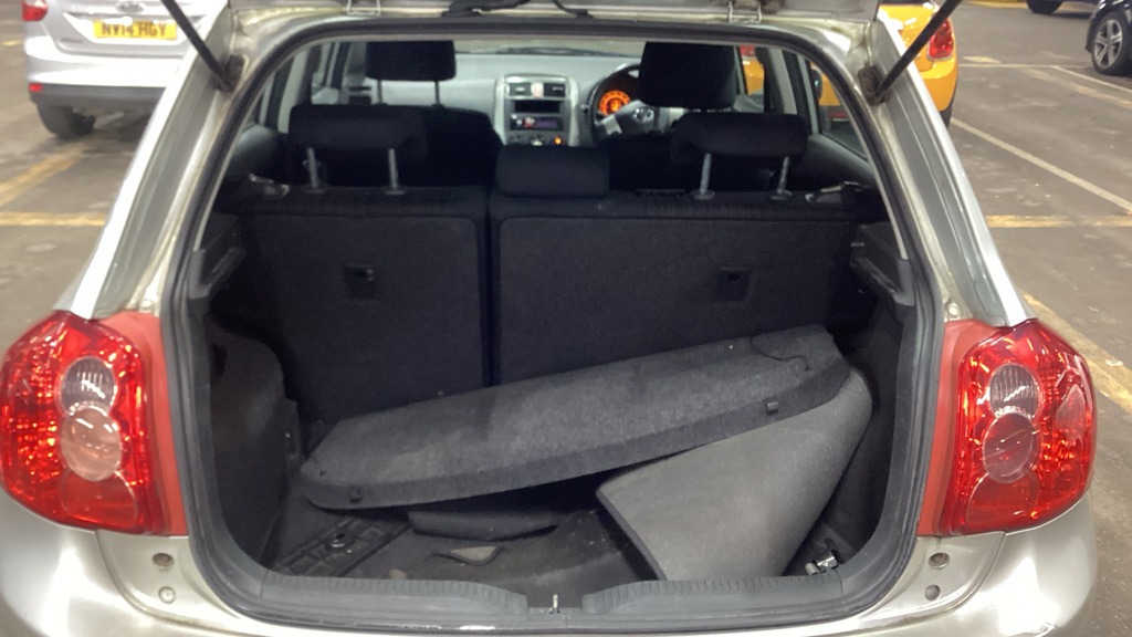 Used Toyota Auris 2007 for sale - 77429325: Photo 9