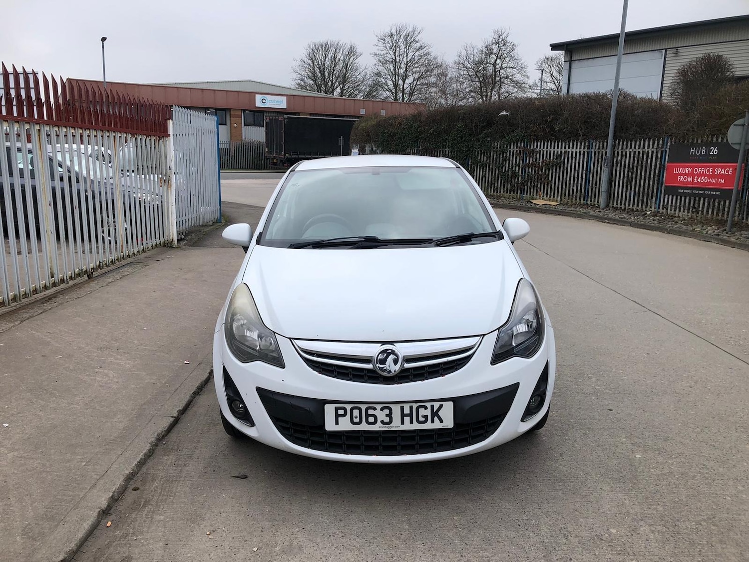 Used Vauxhall Corsa 2013 for sale - 77807439: Photo 2