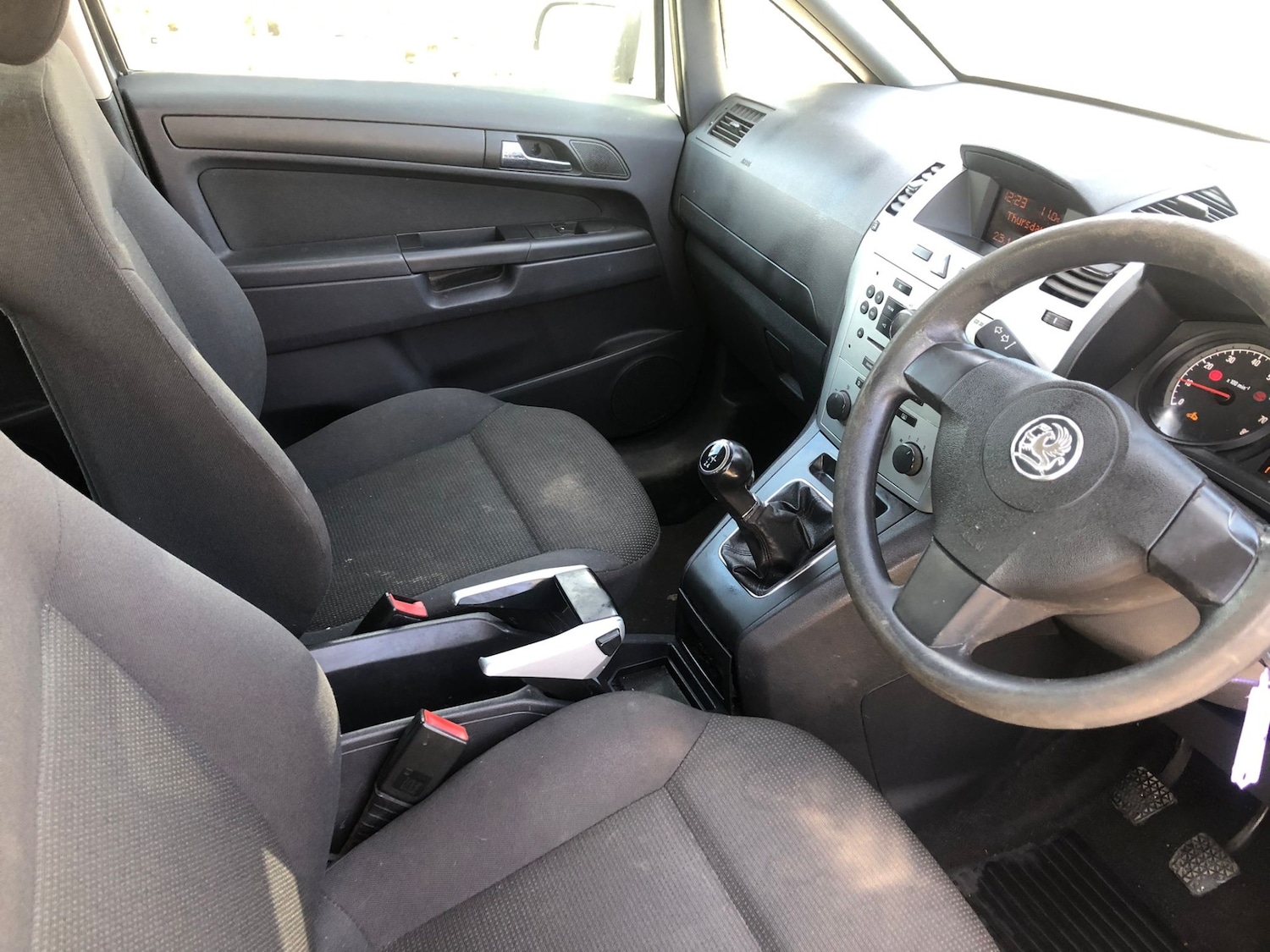 Used Vauxhall Zafira 2009 for sale - 76351437: Photo 10