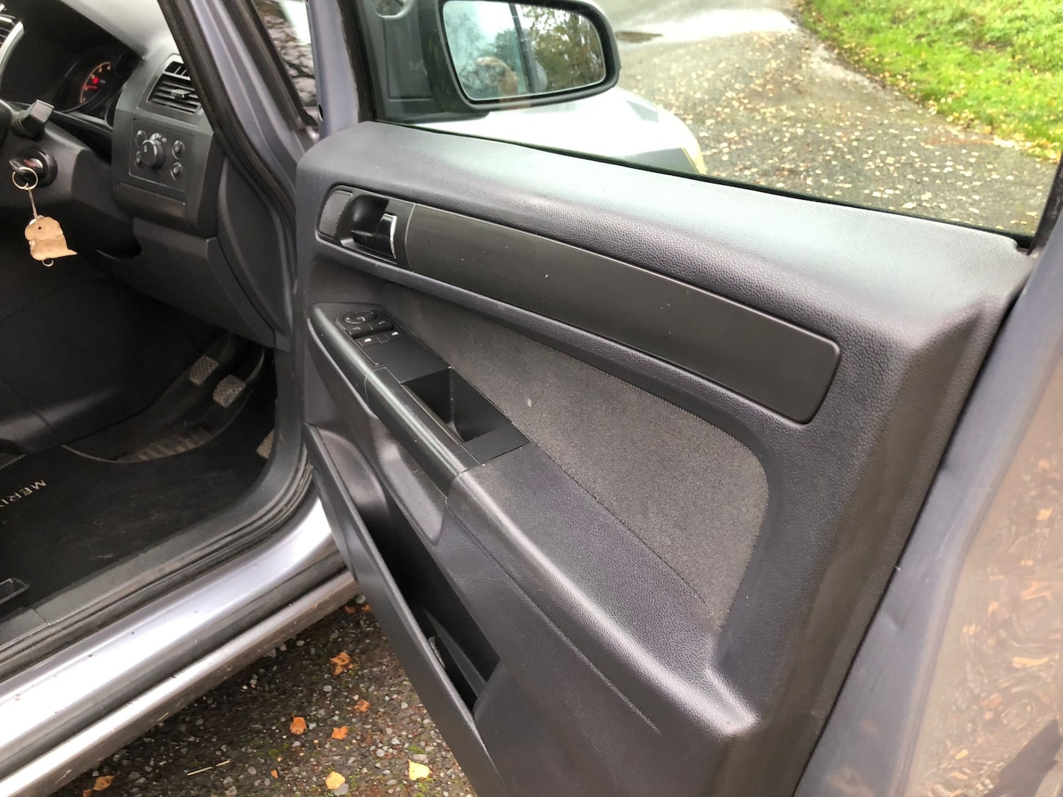 Used Vauxhall Zafira 2009 for sale - 76351437: Photo 17