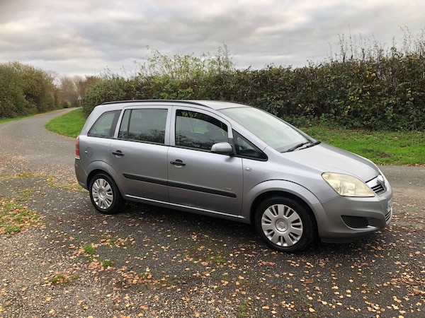 Cheap Vauxhall Zafira 2009 (09) - 1.6i Life 5dr for sale in Cleckheaton, West Yorkshire