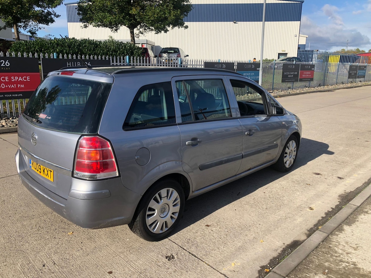 Used Vauxhall Zafira 2009 for sale - 76351437: Photo 6
