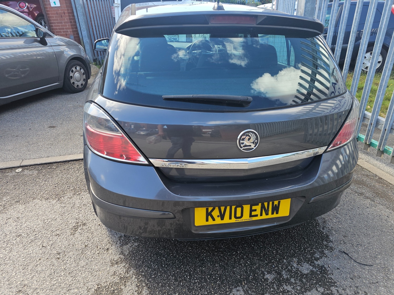 Vehicle 5