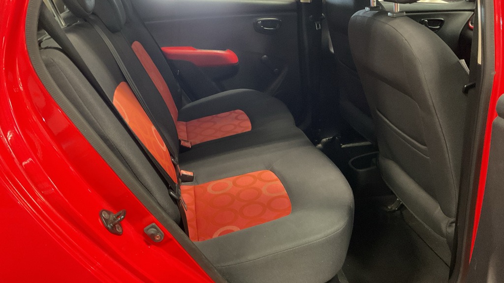 Used Hyundai i10 2009 for sale - 77277687: Photo 8