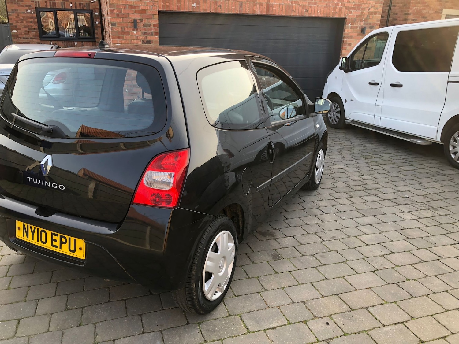 Used Renault Twingo 2010 for sale - 77644060: Photo 10