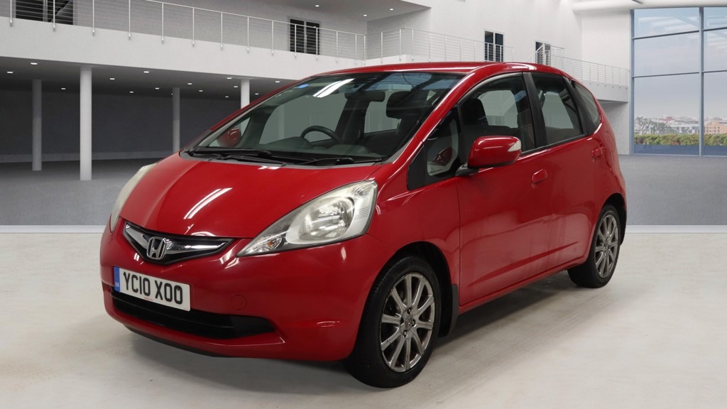 Used Honda Jazz 2010 for sale - 77020664: Photo 2