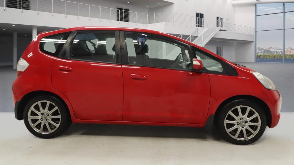 Used Honda Jazz 2010 for sale - 77020664: Photo 3