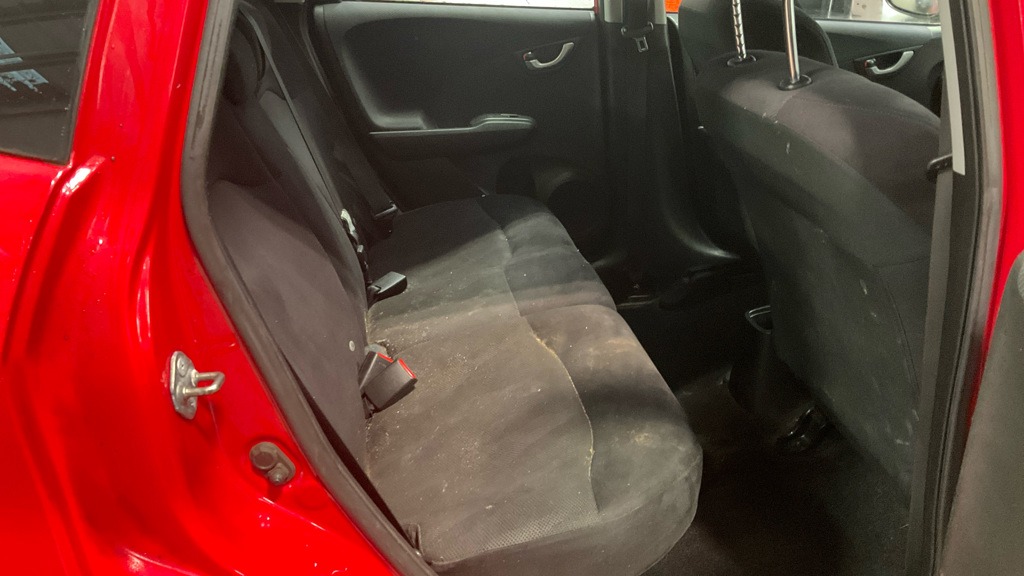 Used Honda Jazz 2010 for sale - 77020664: Photo 8