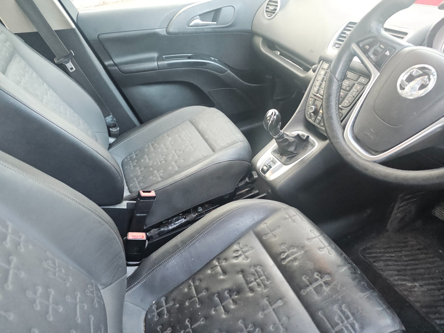 Used Vauxhall Meriva 2015 for sale - 76895250: Photo 10