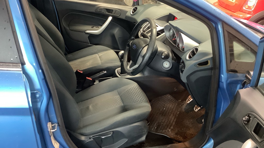 Used Ford Fiesta 2010 for sale - 77204996: Photo 6