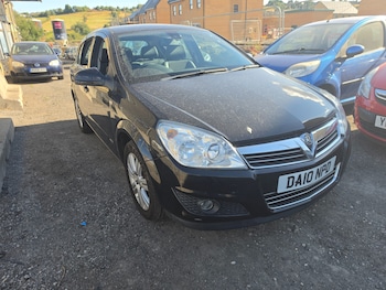 Used Vauxhall Astra 2010 for sale - 79352761: Photo