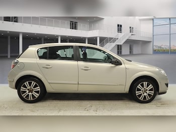 Used Vauxhall Astra 2008 for sale - 77020618: Photo