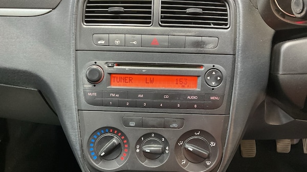 Used Fiat Grande Punto 2009 for sale - 76093917: Photo 11