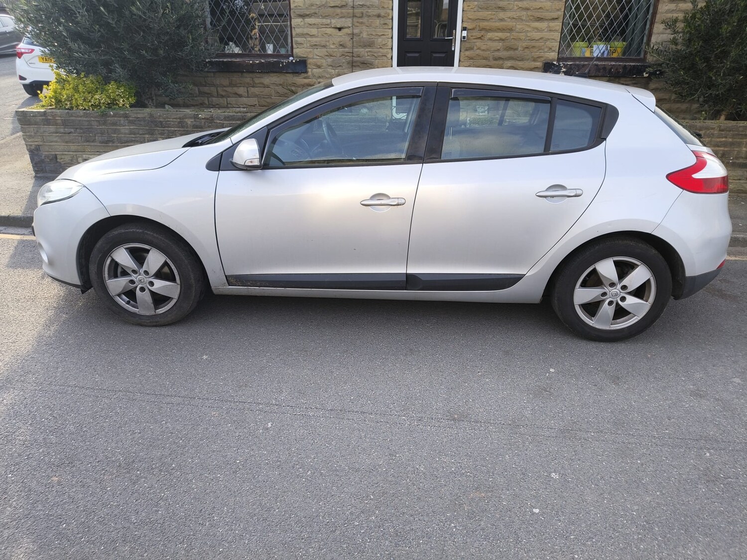 Used Renault Megane 2011 for sale - 78125350: Photo 5