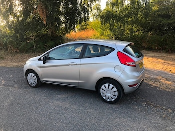 Used Ford Fiesta 2009 for sale - 79508327: Photo