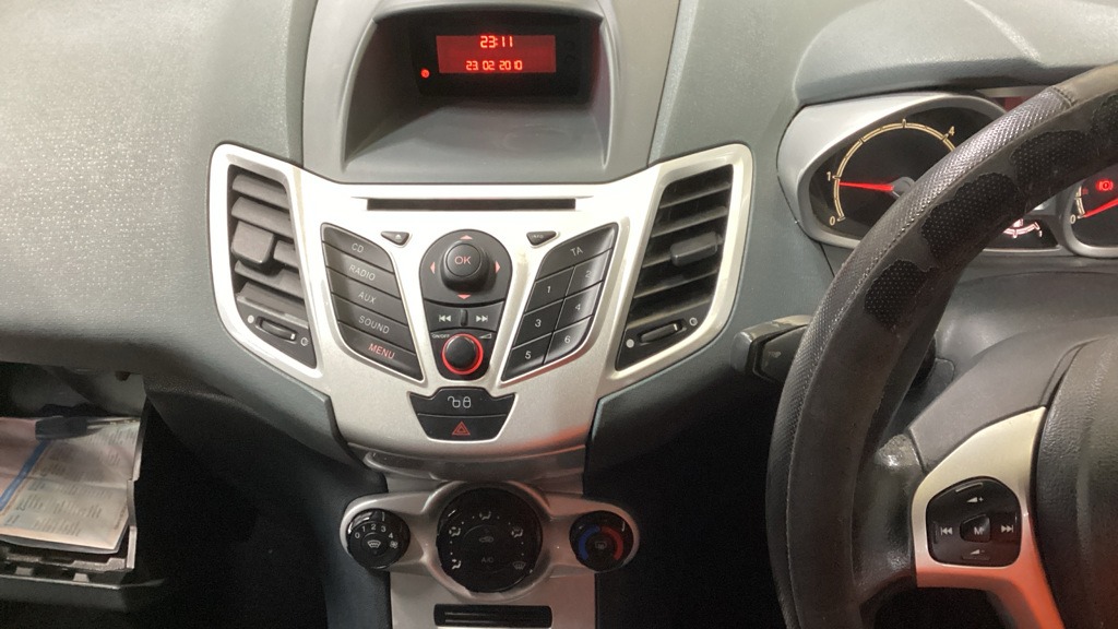 Used Ford Fiesta 2010 for sale - 77500684: Photo 11