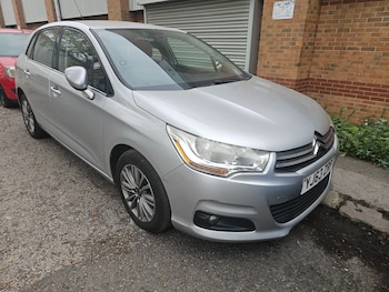 2013 (63) - 1.6 HDi VTR+ 5dr