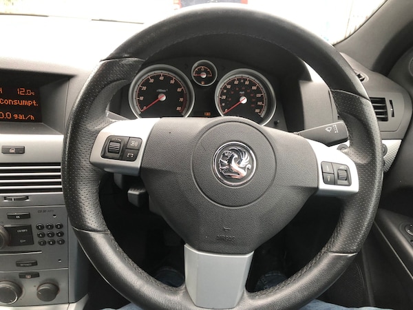 Used Vauxhall Astra 2011 for sale - 76263595: Photo 12
