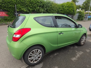 Used Hyundai i20 2011 for sale - 78804511: Photo