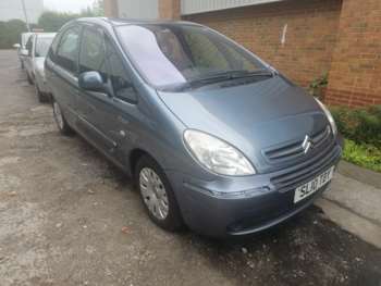 2010 (10) - 1.6i 16V Desire 5dr