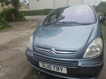Used Citroen Xsara Picasso 2010 for sale - 75349397: Photo