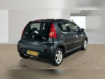 Used Peugeot 107 2010 for sale - 79475115: Photo