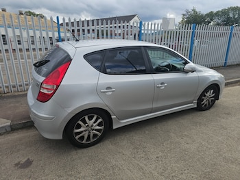 Used Hyundai i30 2010 for sale - 75910819: Photo